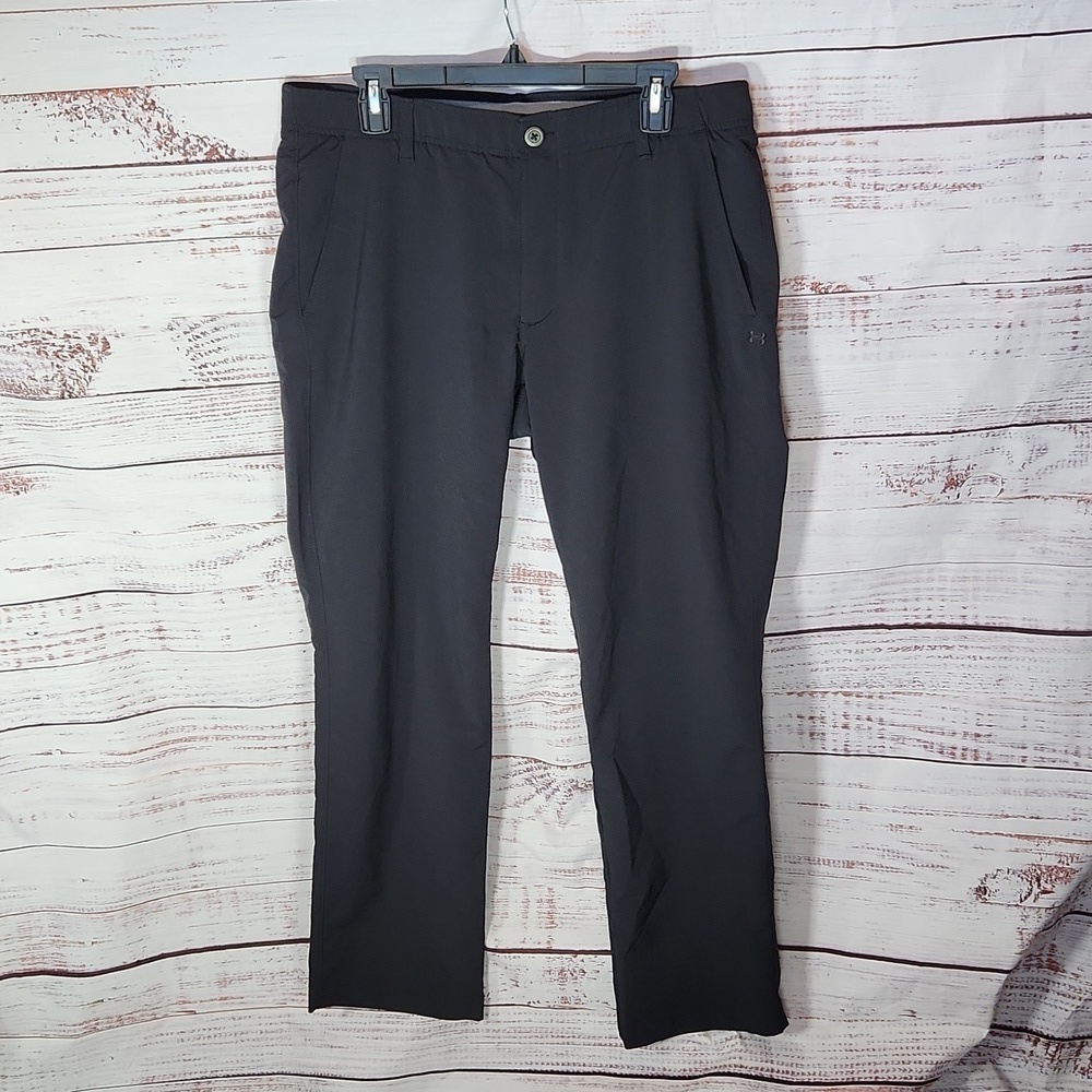 Under Amour men's lightweight golf pants